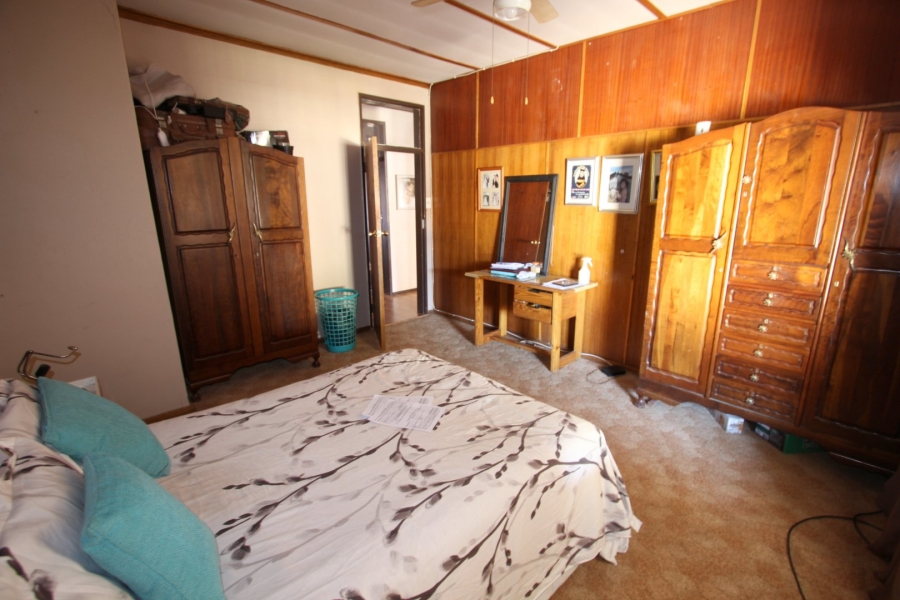 4 Bedroom Property for Sale in Riebeeckstad Free State